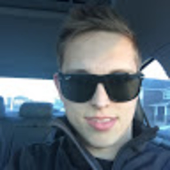 Meet your Posher, Eric - Picture 1 of 1